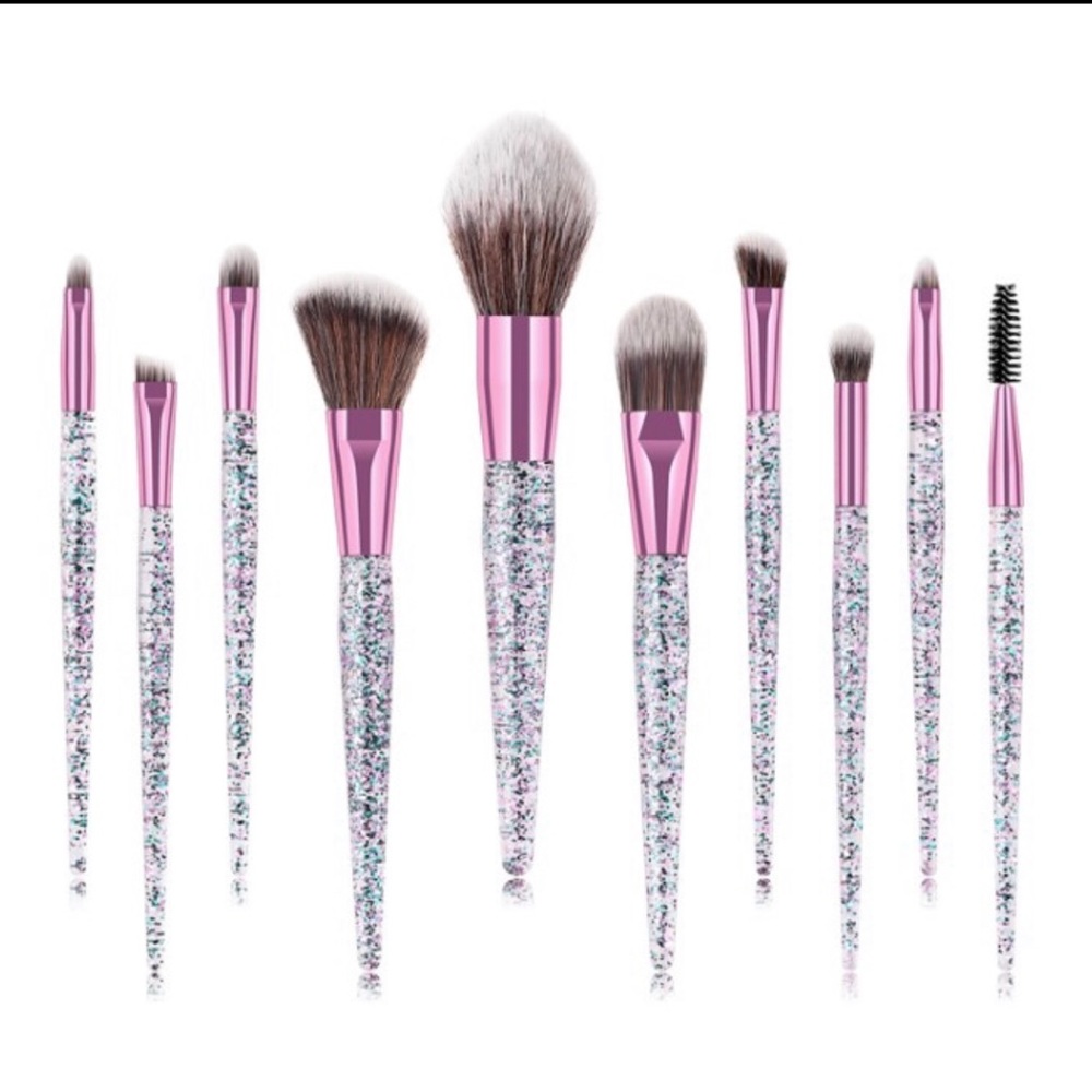 Glittery handle brushes